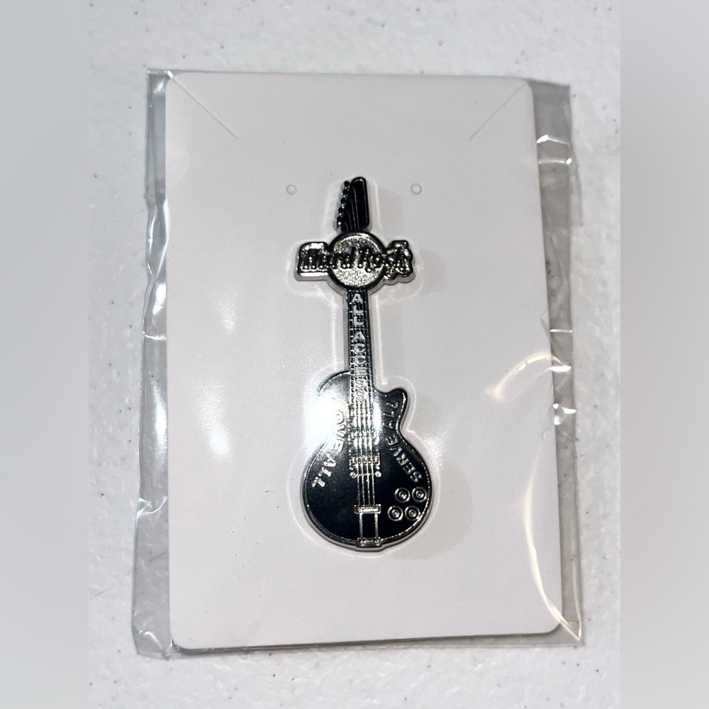 VTG NEW Hard Rock Cafe Love All Serve All All Access V7 Black Guitar Enamel Pin